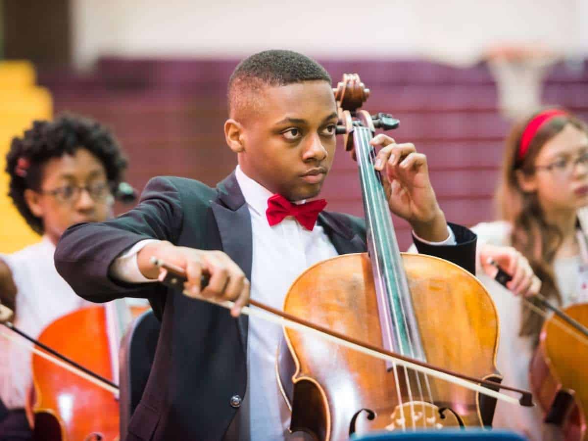 continuing comunidad programs